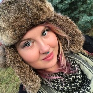 Meet your Posher, Anna Joy